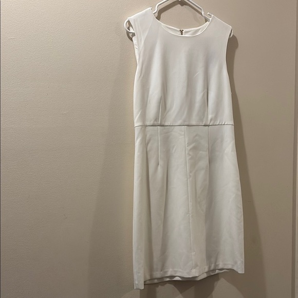 Diane Von Furstenberg NWT Carrie white Sheath Dress - size 12 - Picture 1 of 7